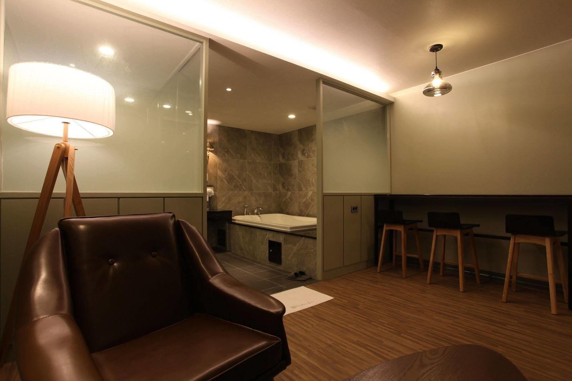 Hotel Lin *