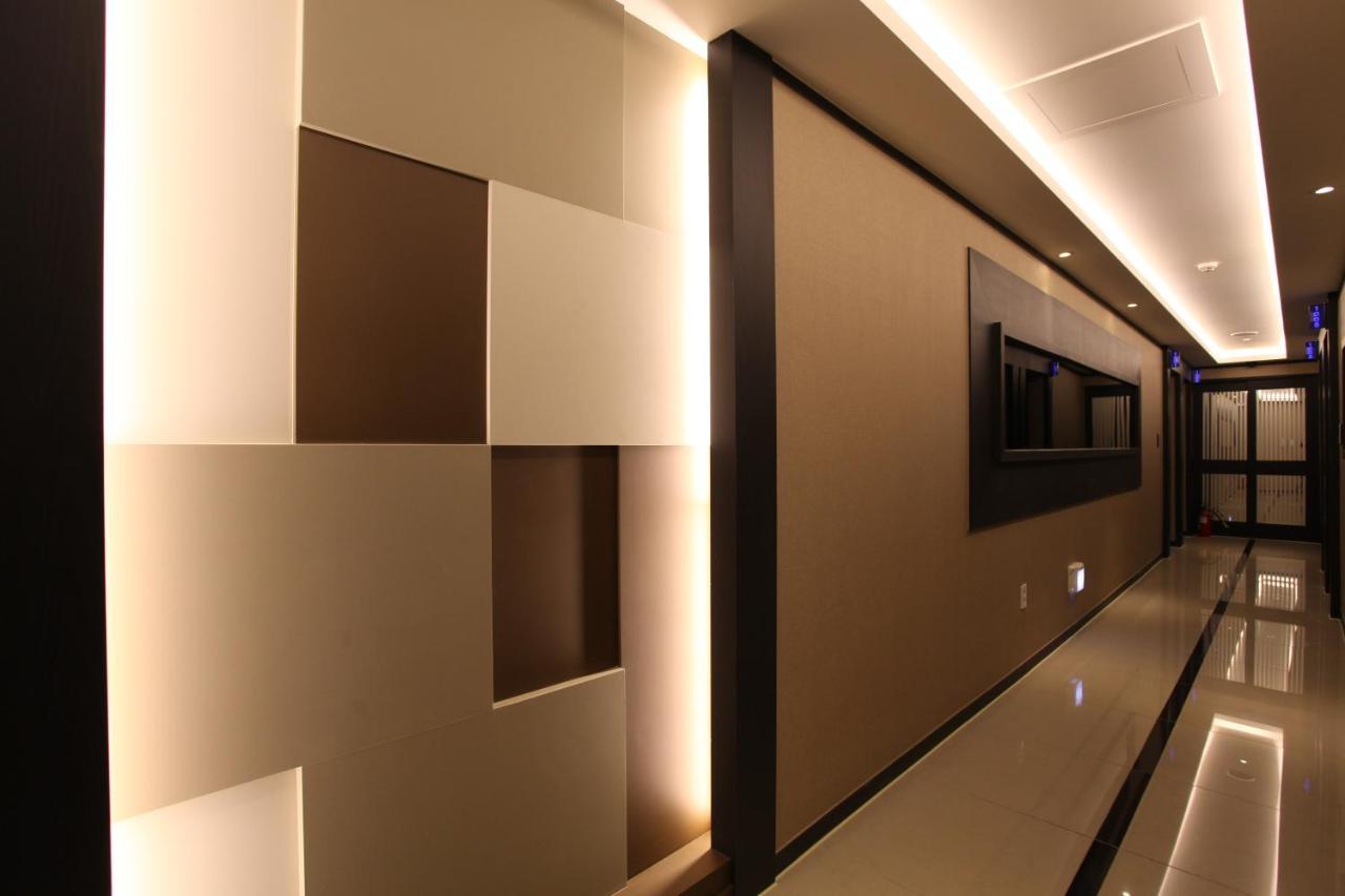 Lin Hotel *